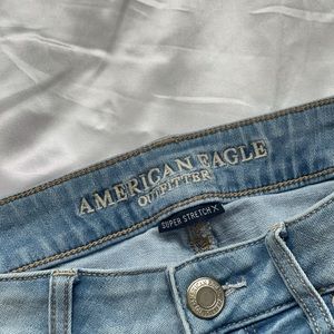 American Eagle MIDI super stretch comfy jean shorts size:8